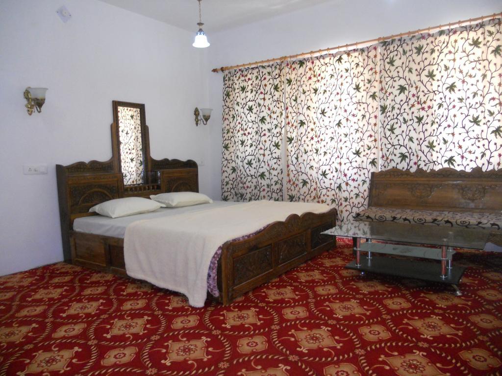 Hotel Royale Jannat Срінагар Номер фото